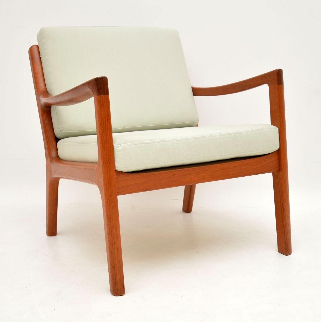 1960s Pair of Danish Teak Armchairs by Ole Wanscher In Good Condition In London, GB