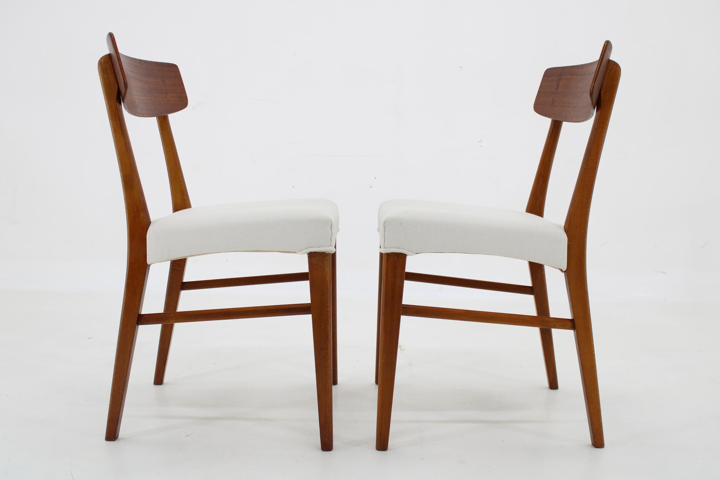 Paire de chaises danoises en teck des années 1960, restaurées  en vente 5