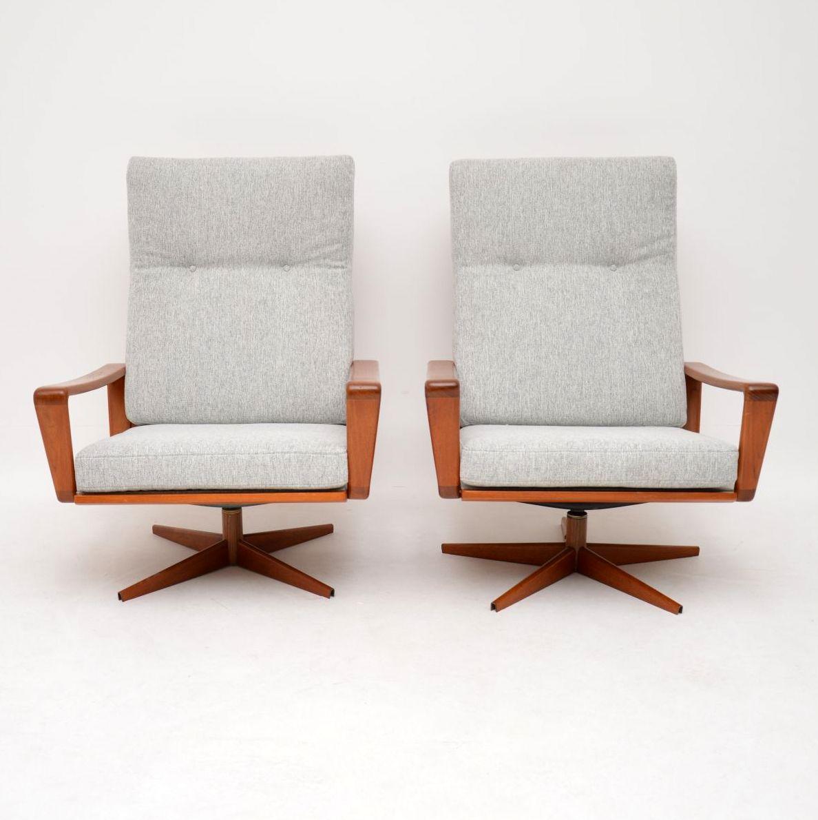 1960s Pair of Danish Teak Swivel Armchairs by Arne Wahl Iversen In Good Condition In London, GB