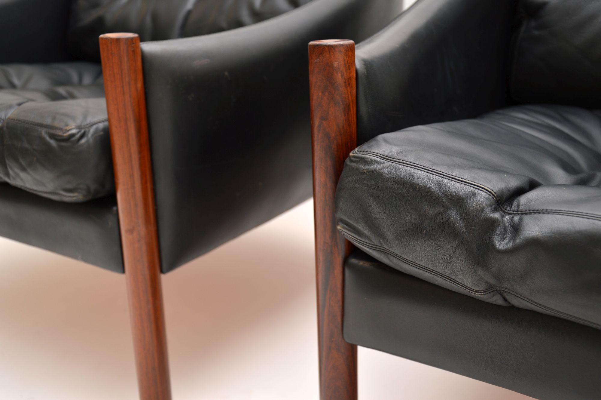 1960s Pair of Danish Vintage Leather Armchairs 4