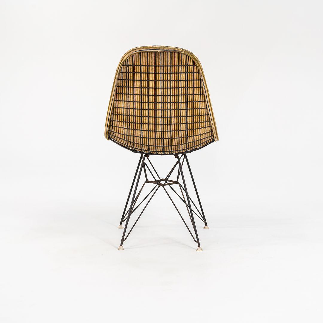 Coppia di sedie Herman Miller DKR-1 degli anni '60 con base Eiffel e tessuto Girard in vendita 3