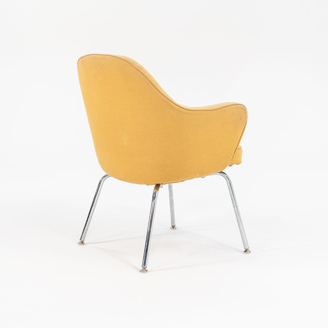Acier Paire de fauteuils de direction à dossier complet d'Eero Saarinen pour Knoll des années 1960 en vente