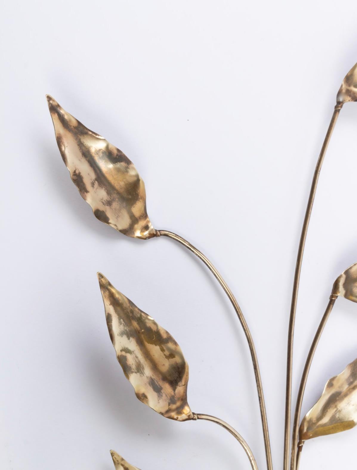 French 1970s Pair of Foliage Sconces in Gilded Brass from Maison Honoré