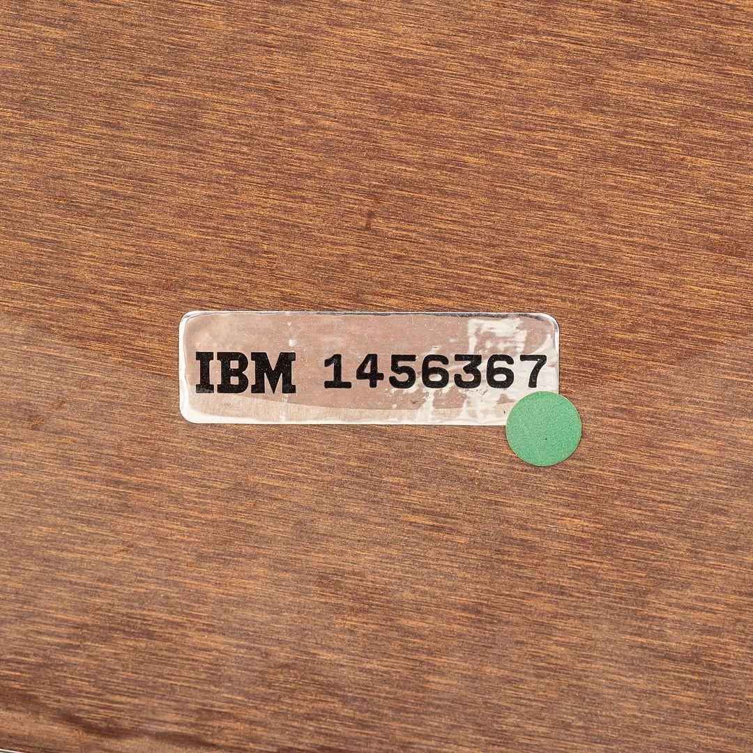 1960s Pair of Gordon Bunshaft and Davis Allen of SOM Side Tables en vente 5