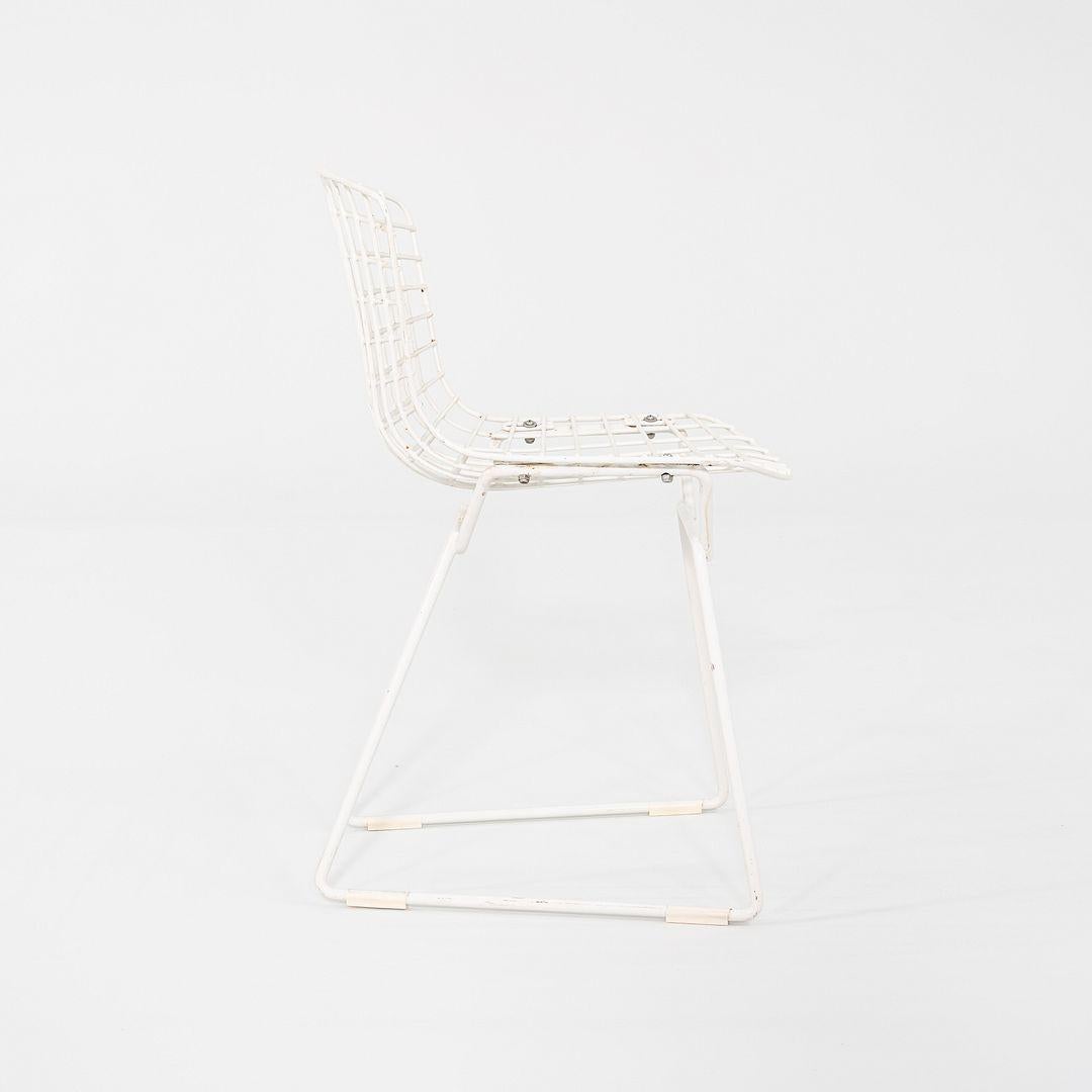 1960s Pair of Harry Bertoia for Knoll Childs Chairs in White en vente 5
