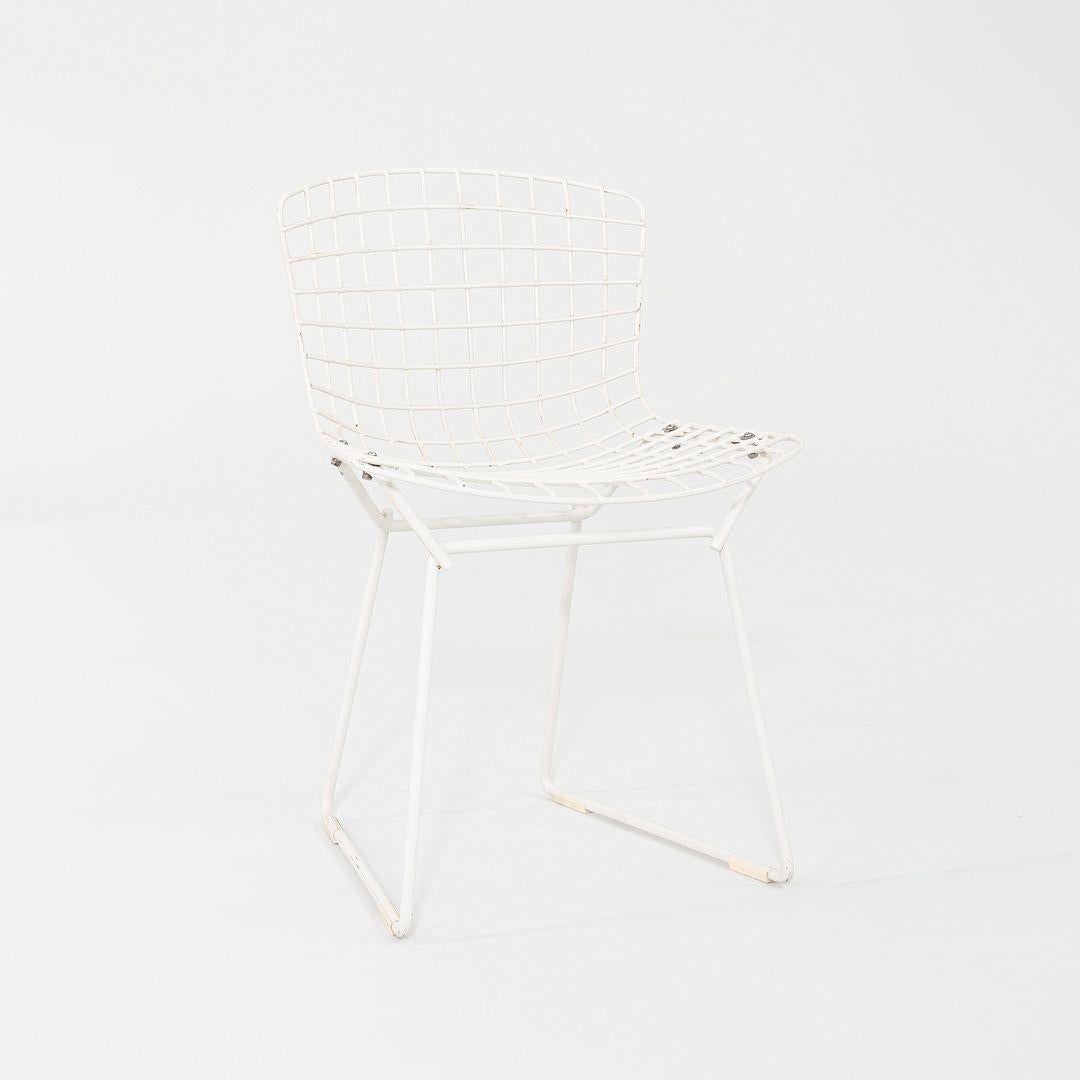1960s Pair of Harry Bertoia for Knoll Childs Chairs in White en vente 1