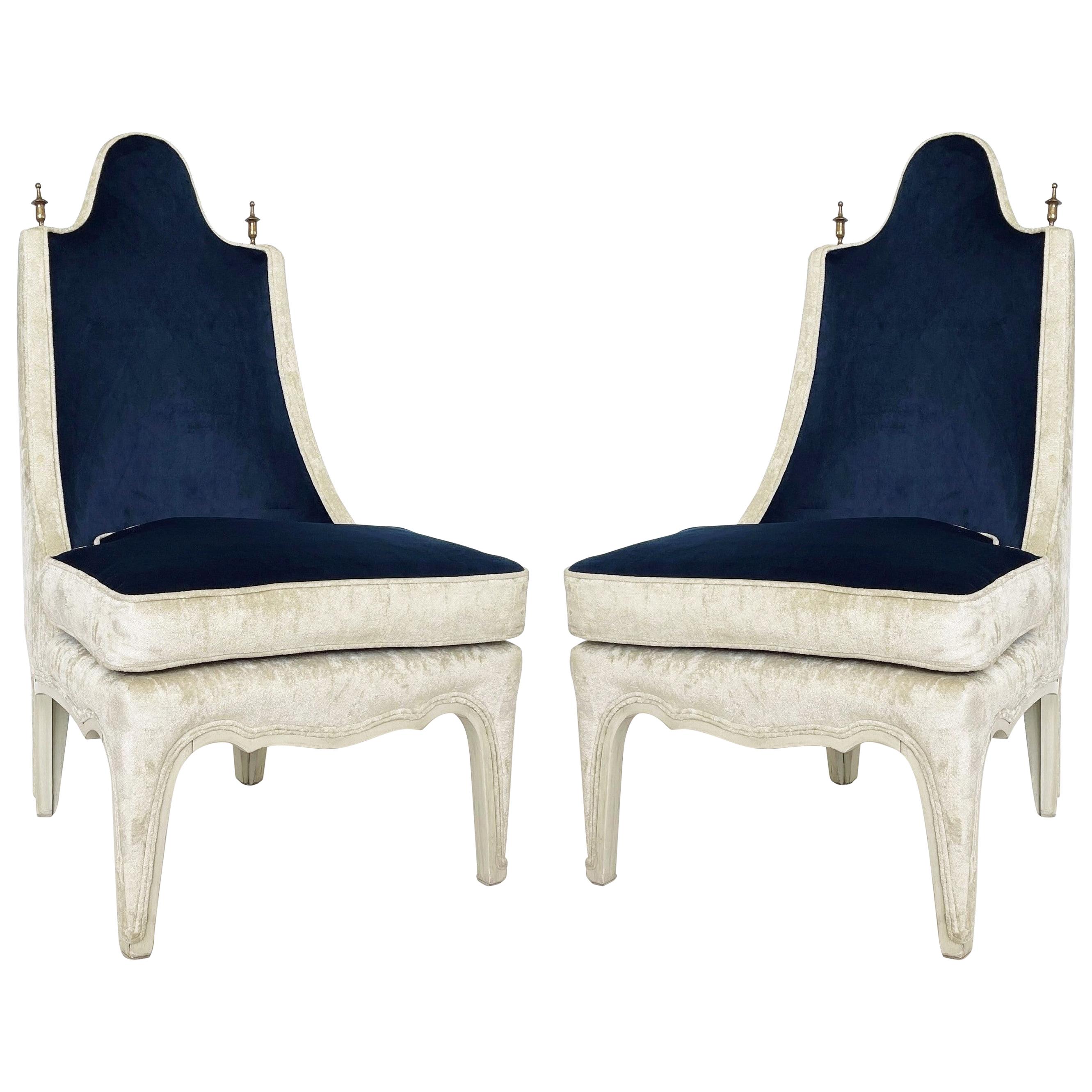 1960s Pair of Hollywood Regency Two-Tone Slipper Chairs For Sale