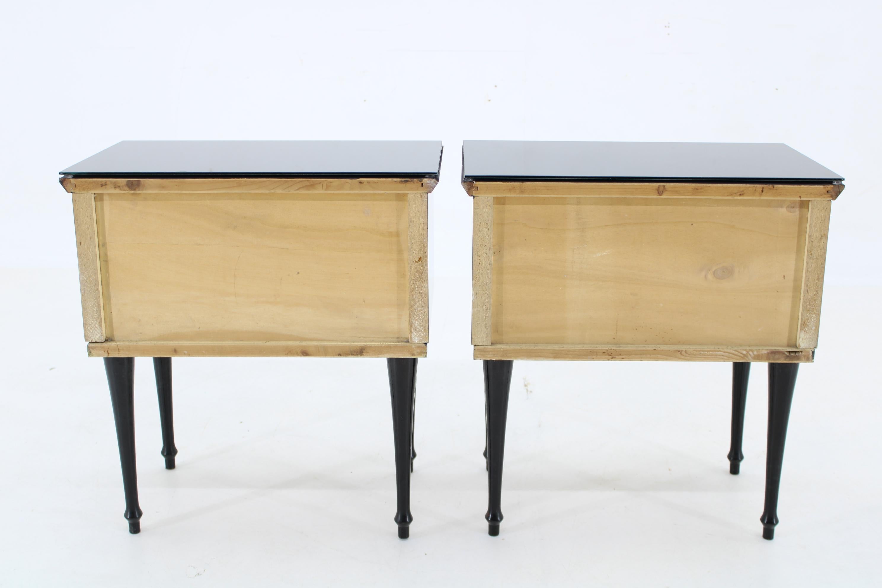 1960s Pair of Italian Bedside Tables  For Sale 2
