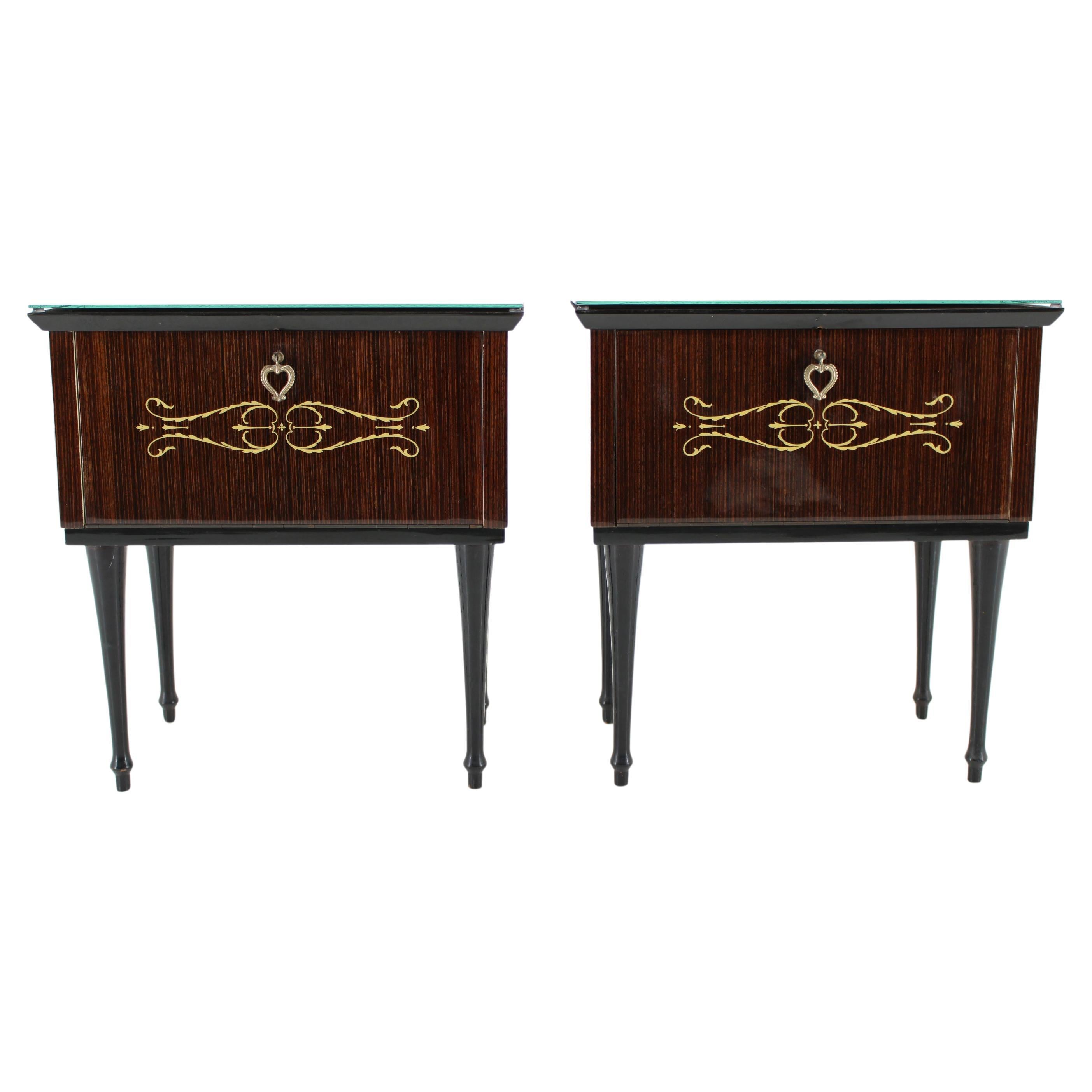 1960s Pair of Italian Bedside Tables  For Sale