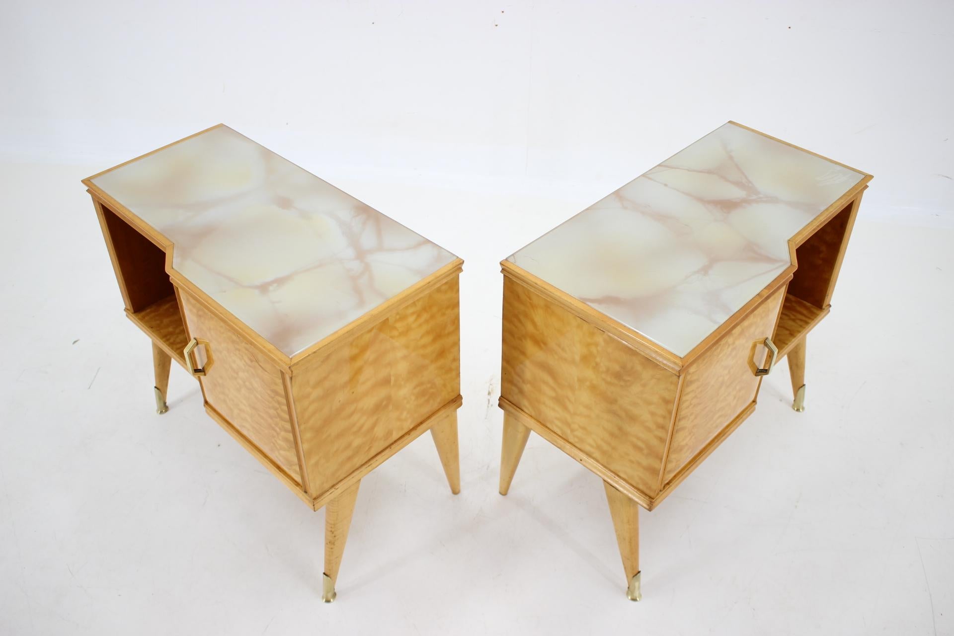 1960s Pair of Italian Bedside Tables in High Gloss Finish For Sale 14