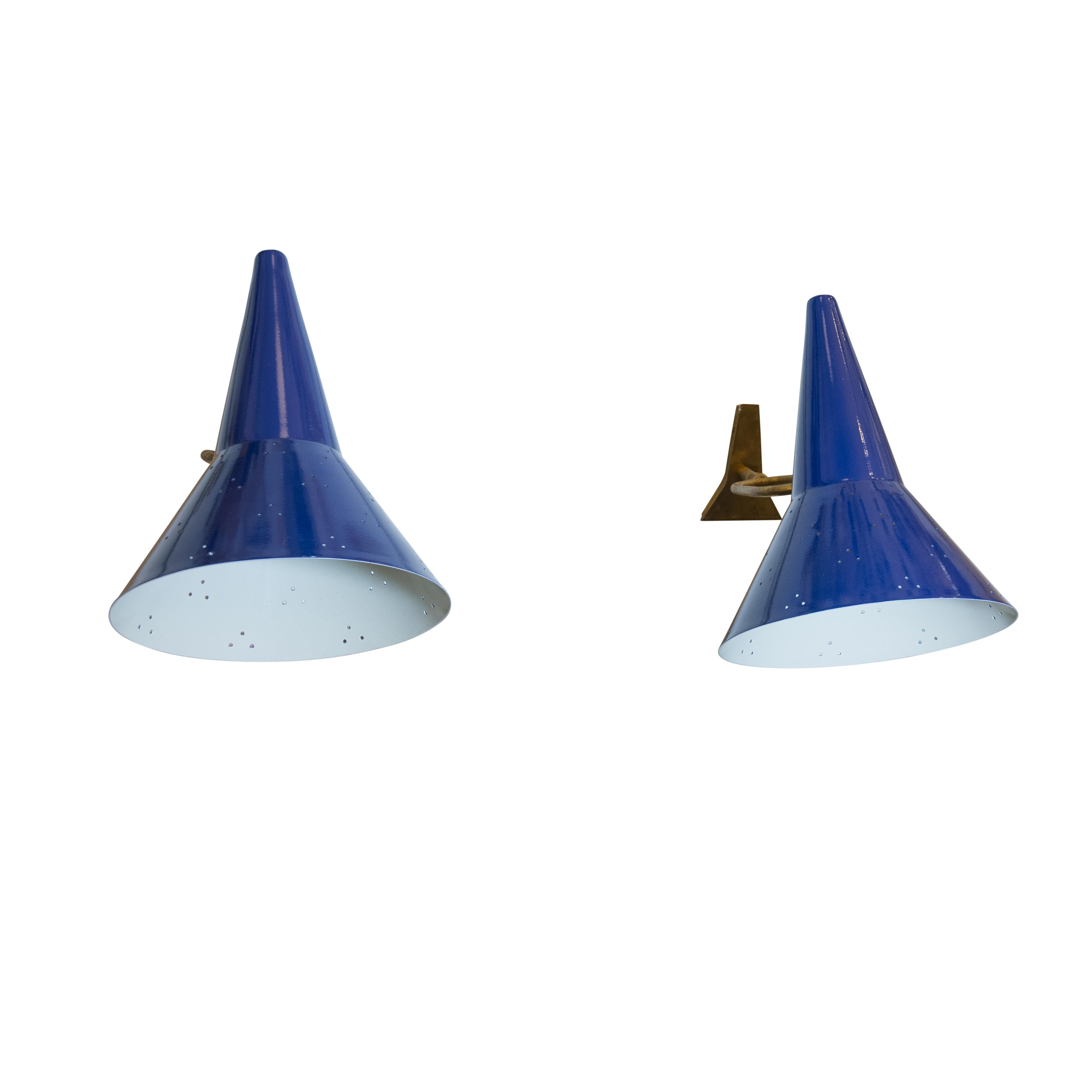 1960s Pair of Italian Wall Lights, Blue Articulate Shades and Brass Structure In Good Condition In London, GB