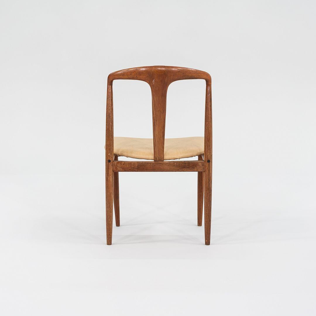 Pareja de sillas de comedor de teca Juliane, años 60, de Johannes Andersen Teca en venta