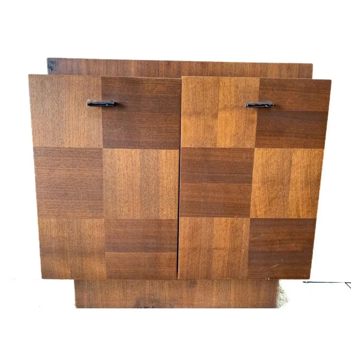 Mid-Century Modern 1960s Pair of Lane Brutalist Mid Century Modern Style Nightstands For Sale