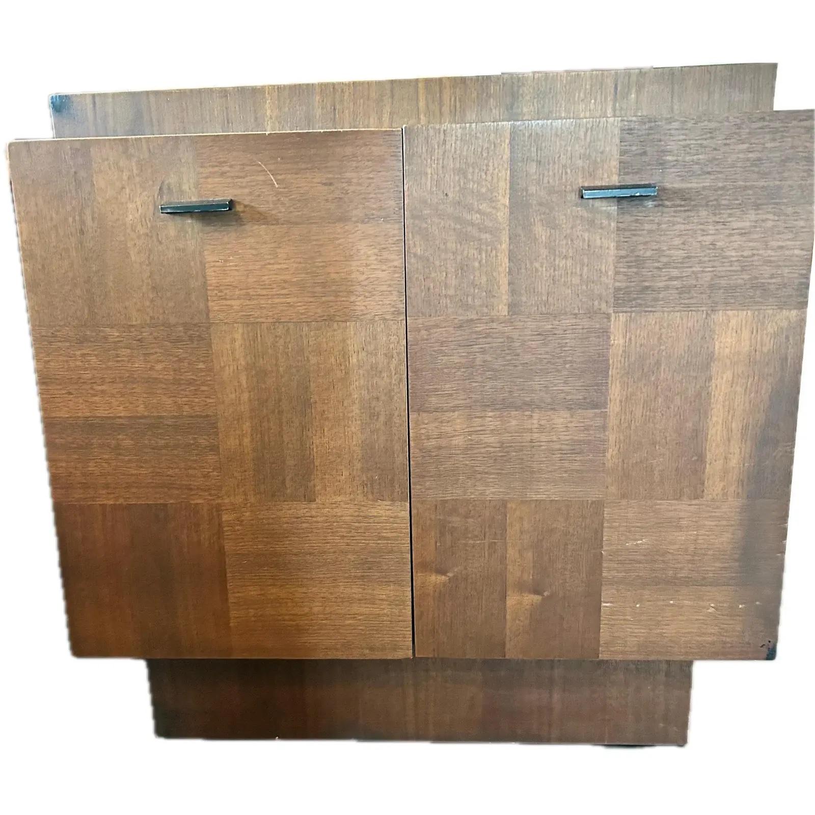 Walnut 1960s Pair of Lane Brutalist Mid Century Modern Style Nightstands For Sale