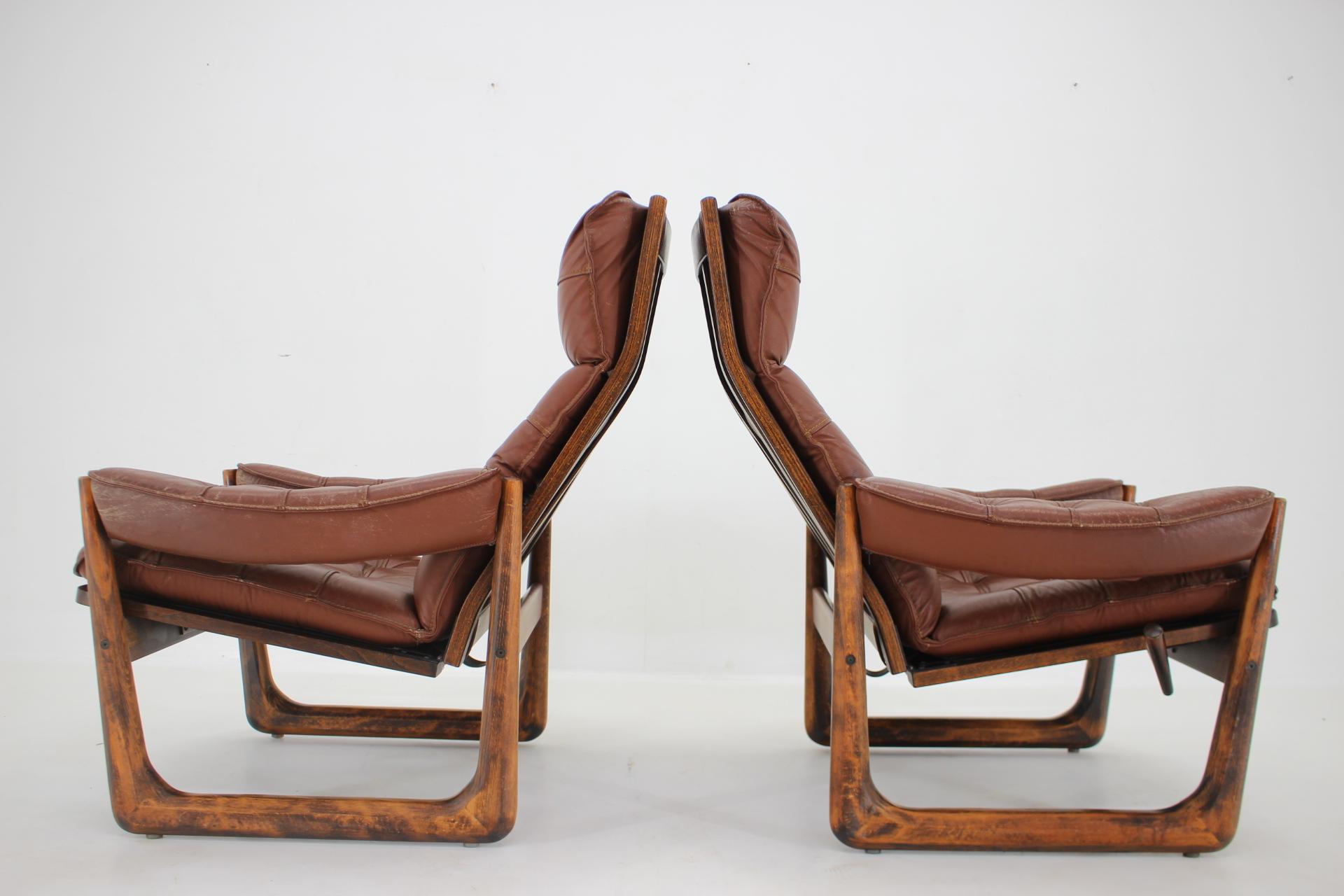 1960s Pair of Leather Adjustable Armchairs by Genega Mobler, Denmark 3