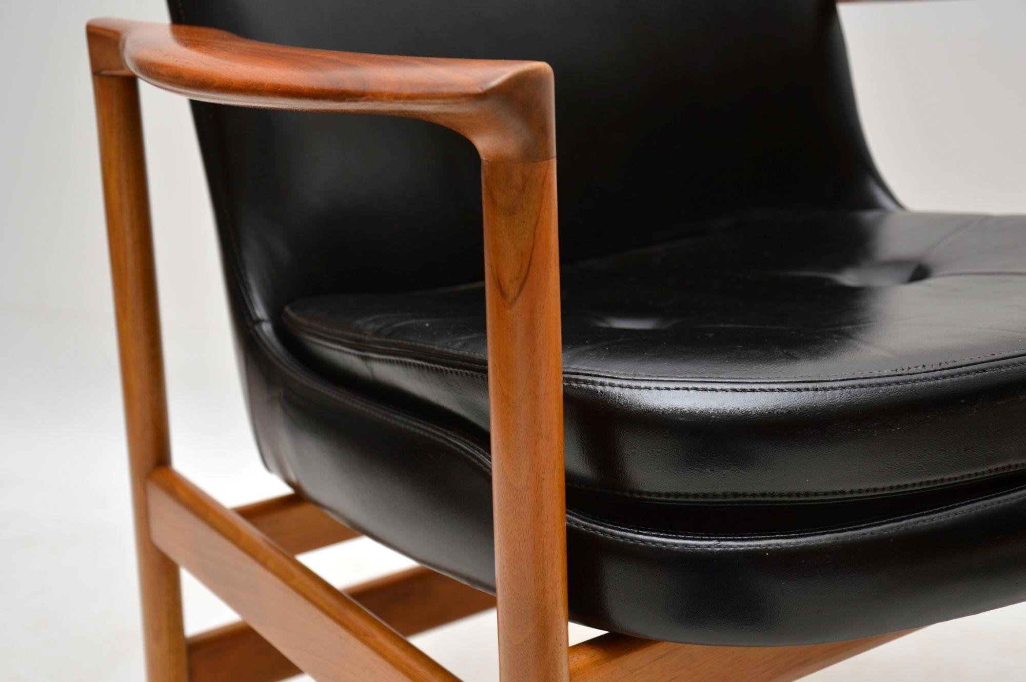 1960s Pair of Leather and Walnut Armchairs by IB Kofod Larsen 5
