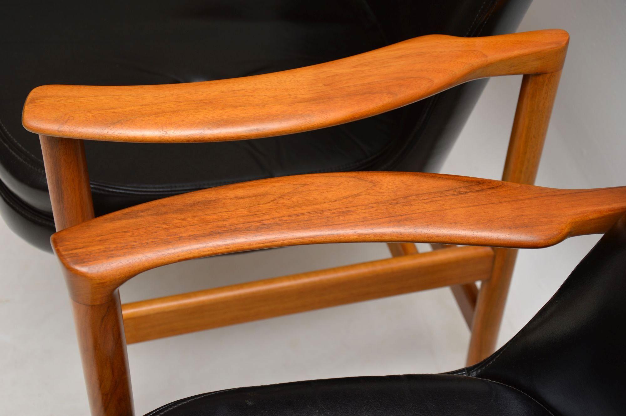 Danish 1960s Pair of Leather and Walnut Armchairs by IB Kofod Larsen