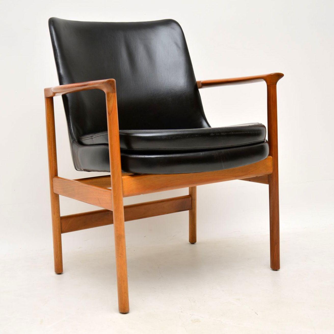 1960s Pair of Leather and Walnut Armchairs by IB Kofod Larsen 1