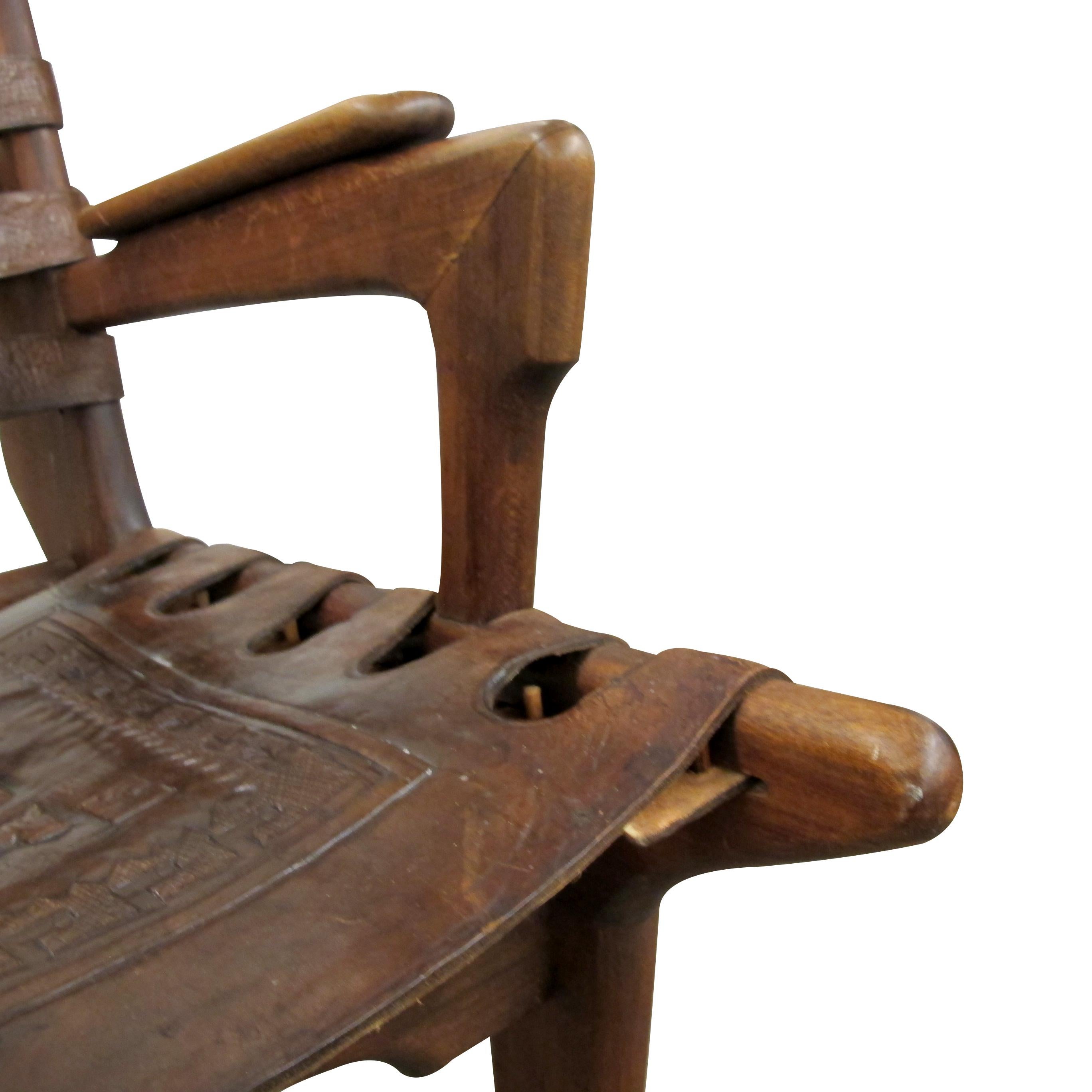 Milieu du XXe siècle Paire de chaises en cuir des années 1960, Design/One, Ecuador en vente