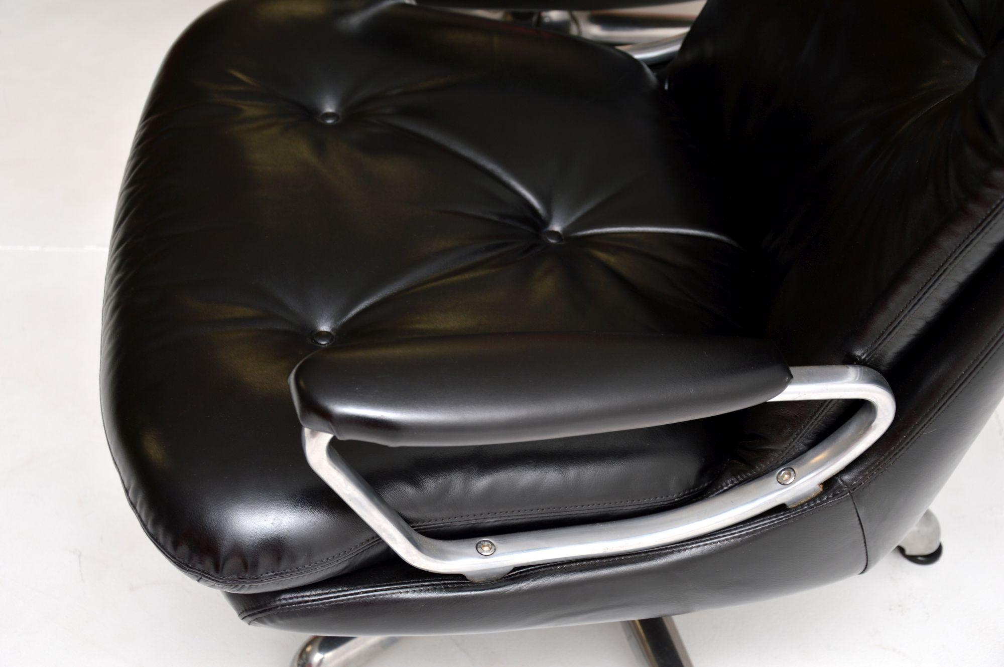 1960's Pair of Leather & Chrome Armchairs by Andre Vandenbeuk for Strassle For Sale 5