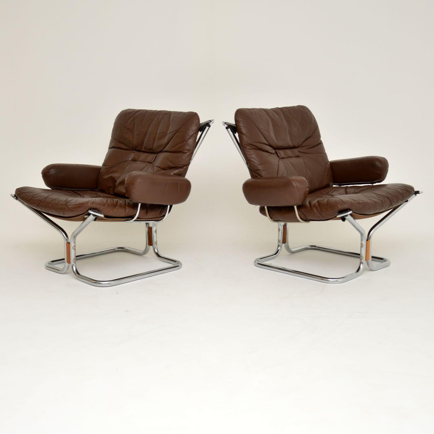1960s Pair of Leather and Chrome Armchairs by Ingmar Relling In Good Condition In London, GB