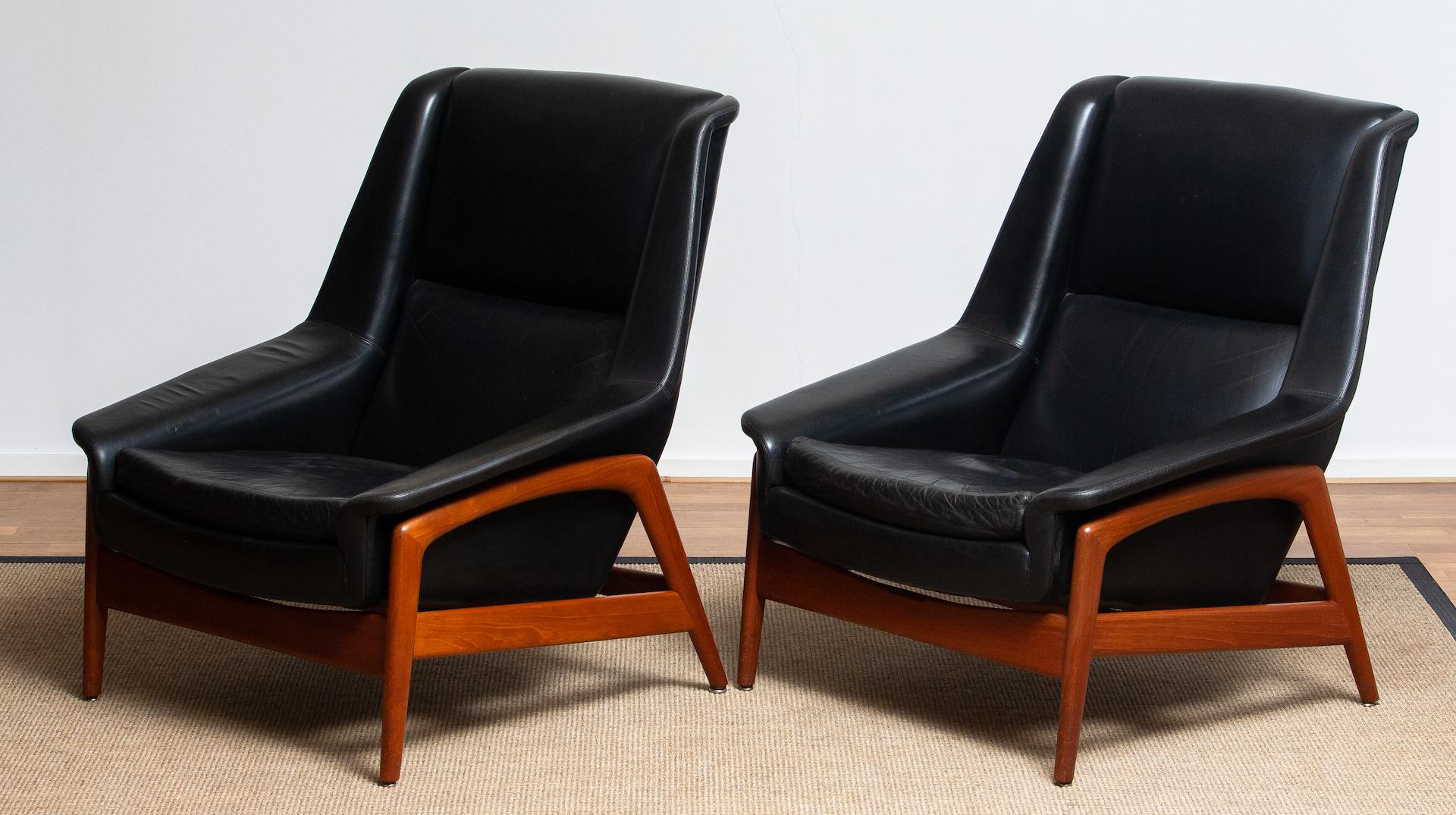 Mid-20th Century 1960s Pair of Lounge Chairs 'Profil', Folke Ohlsson for DUX in Leather and Teak