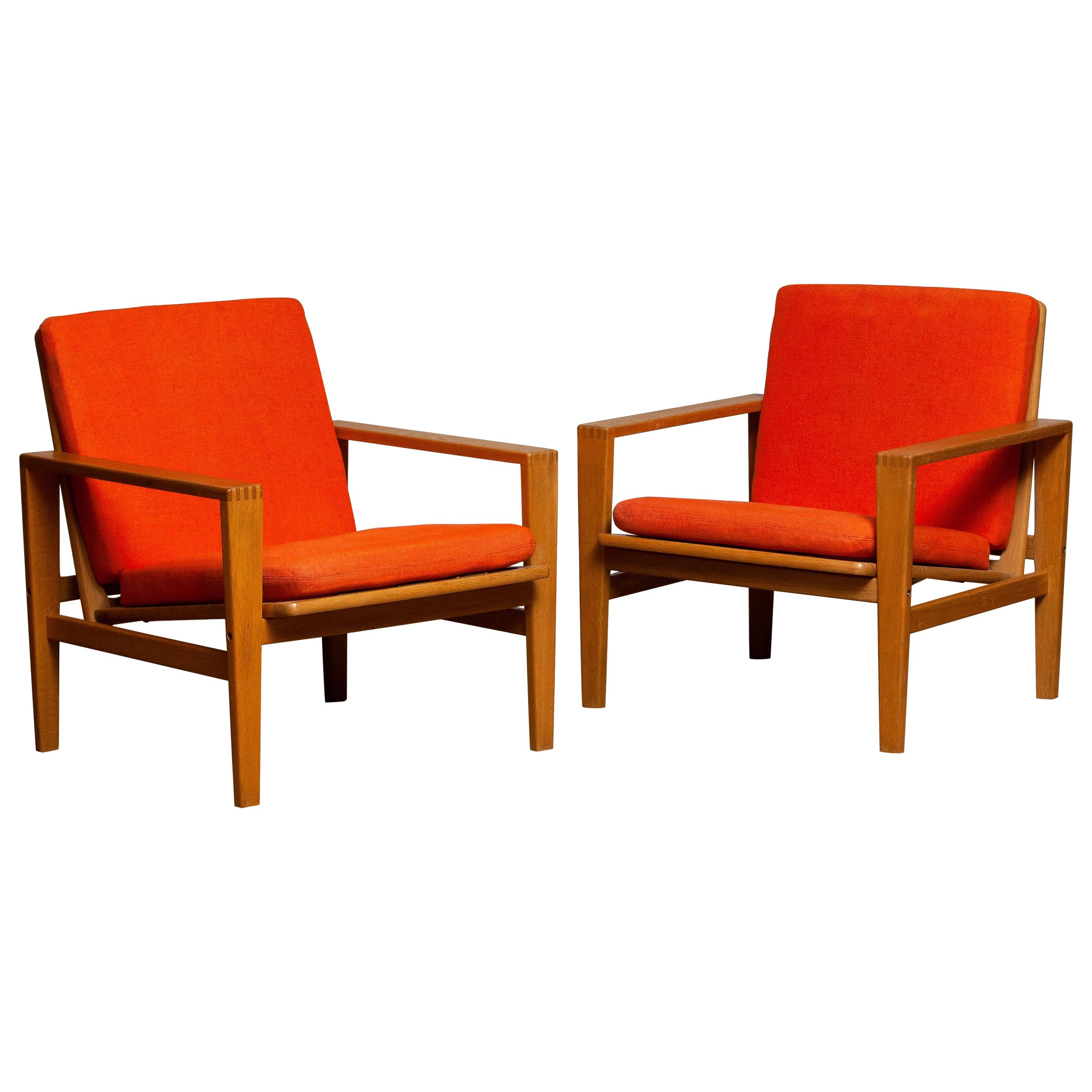 Scandinavian Modern 1960s Pair of Lounge / Easy Chairs in Oak Leather Fabric by Erik Merthen for Ire