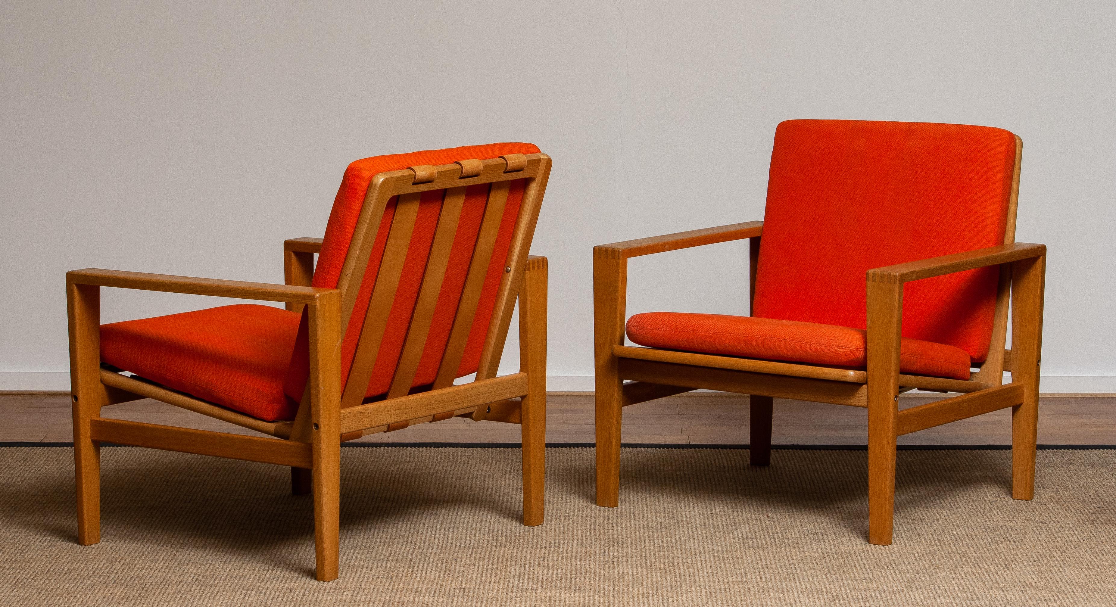 1960s Pair of Lounge / Easy Chairs in Oak Leather Fabric by Erik Merthen for Ire 1