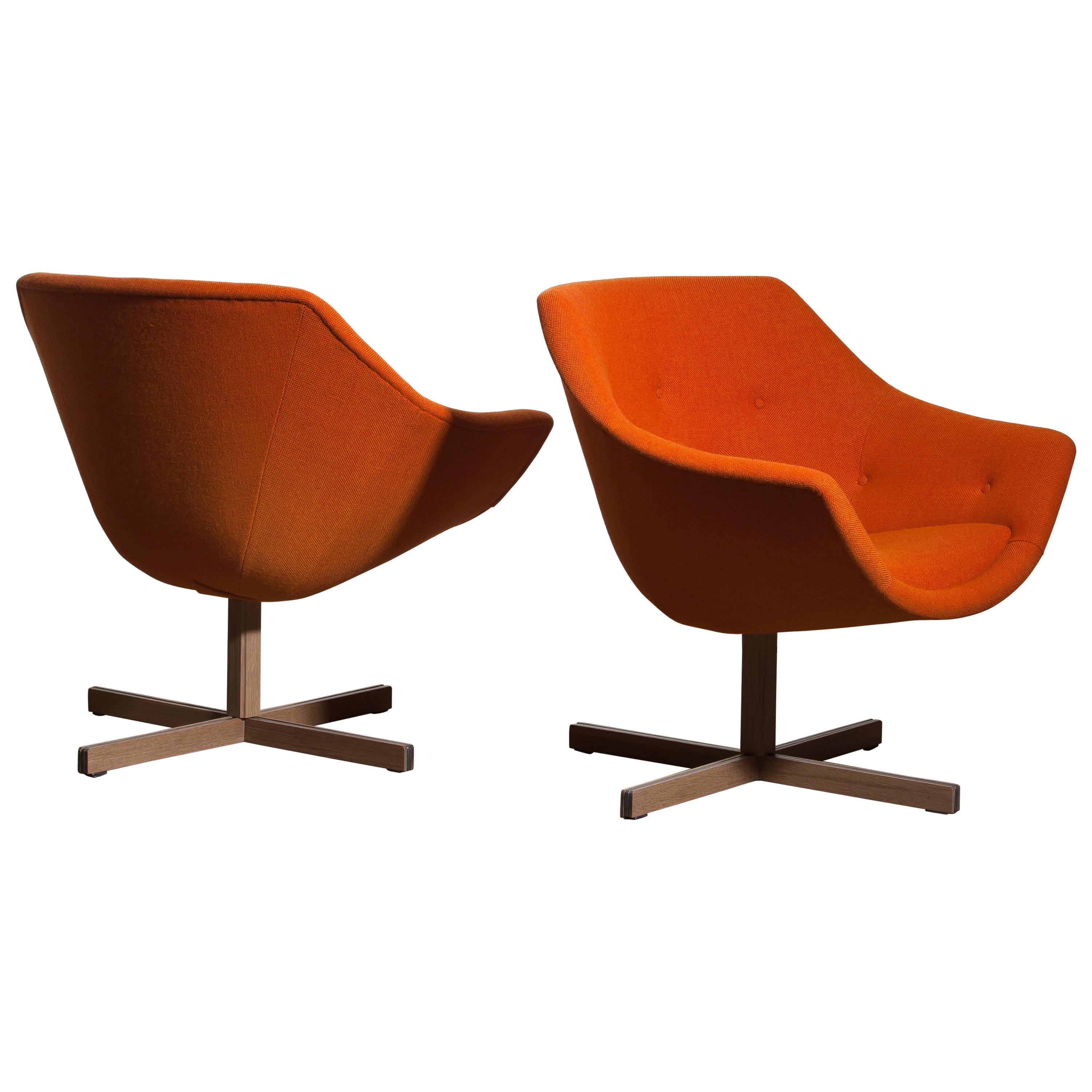 Fabric 1960s, Pair of Mandarini Swivel Armchairs by Carl Gustaf Hiort and Nanna Ditzel