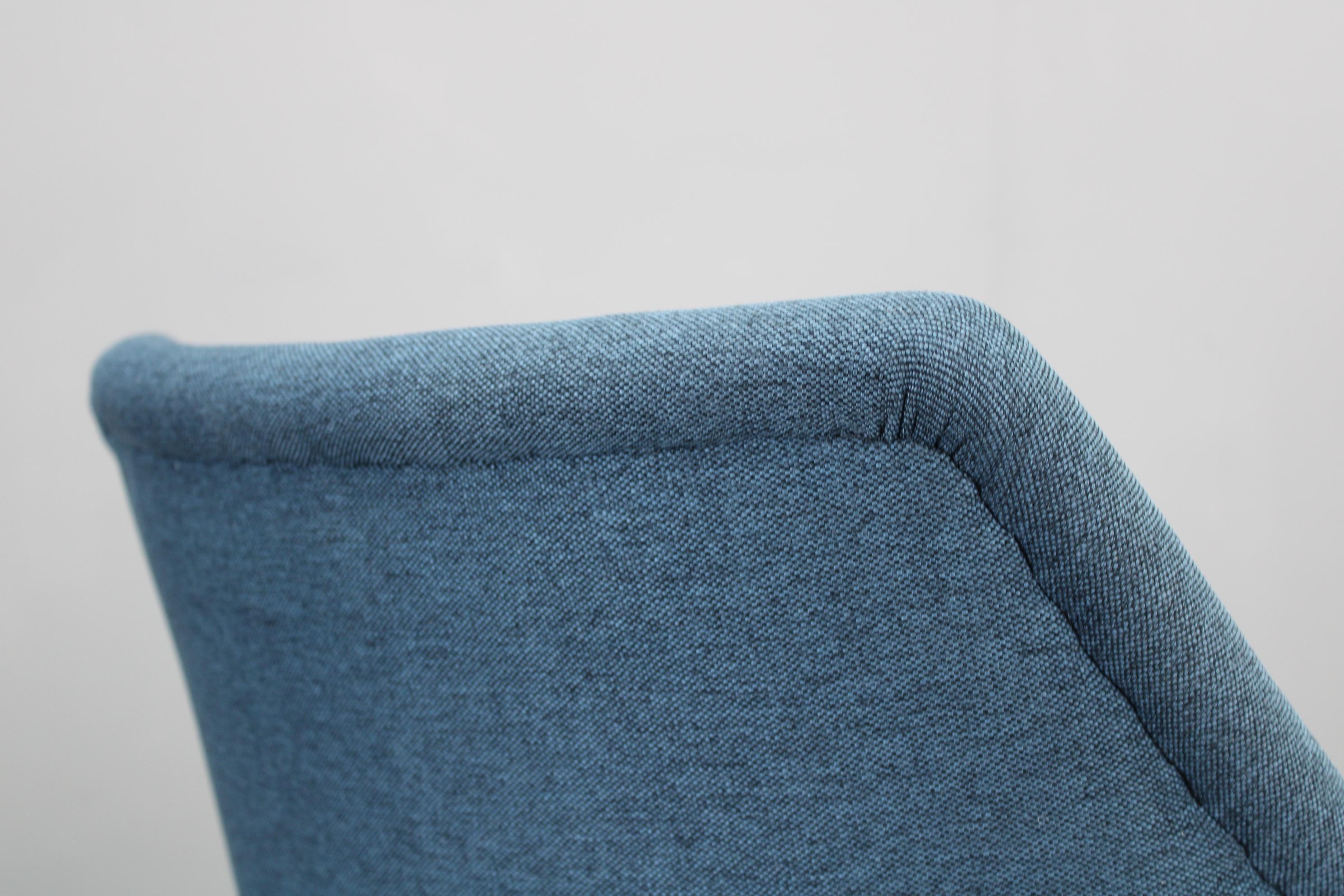 1960s Paire de fauteuils remis à neuf, Tchécoslovaquie en vente 2