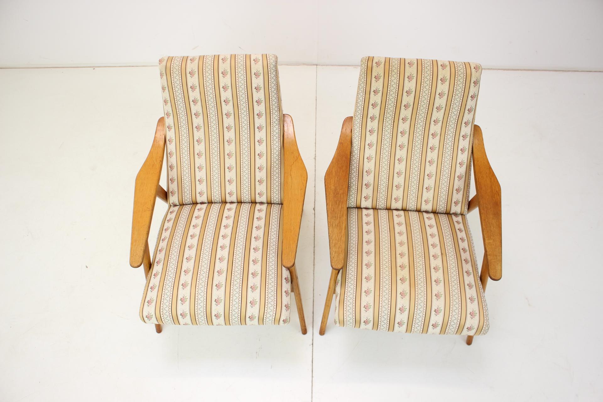 Mid-Century Modern 1960s Pair of Mid-Century Armchairs, Czechoslovakia For Sale