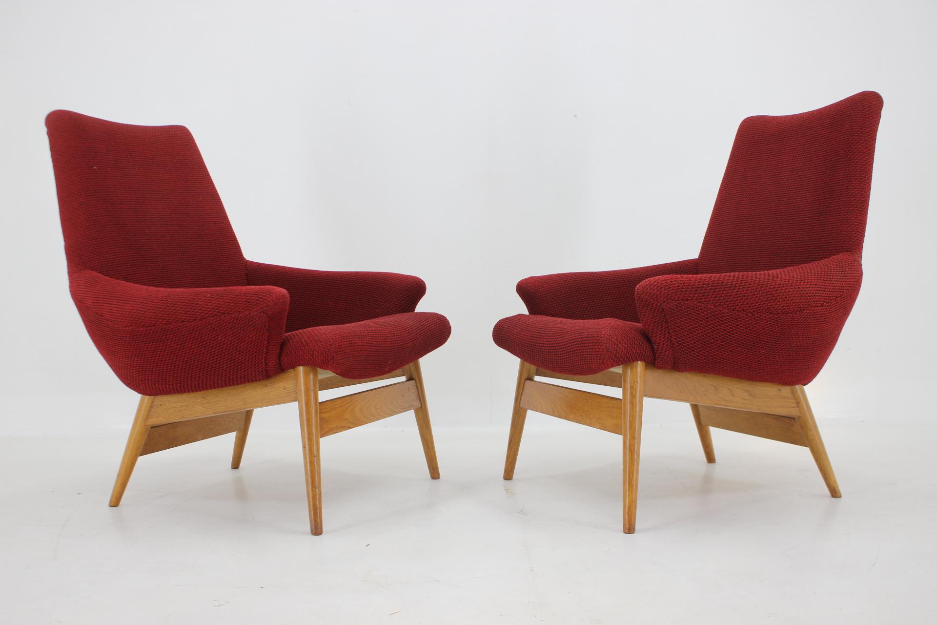 Mid-20th Century 1960s, Pair of Miroslav Navratil Lounge Chairs, Czechoslovakia For Sale