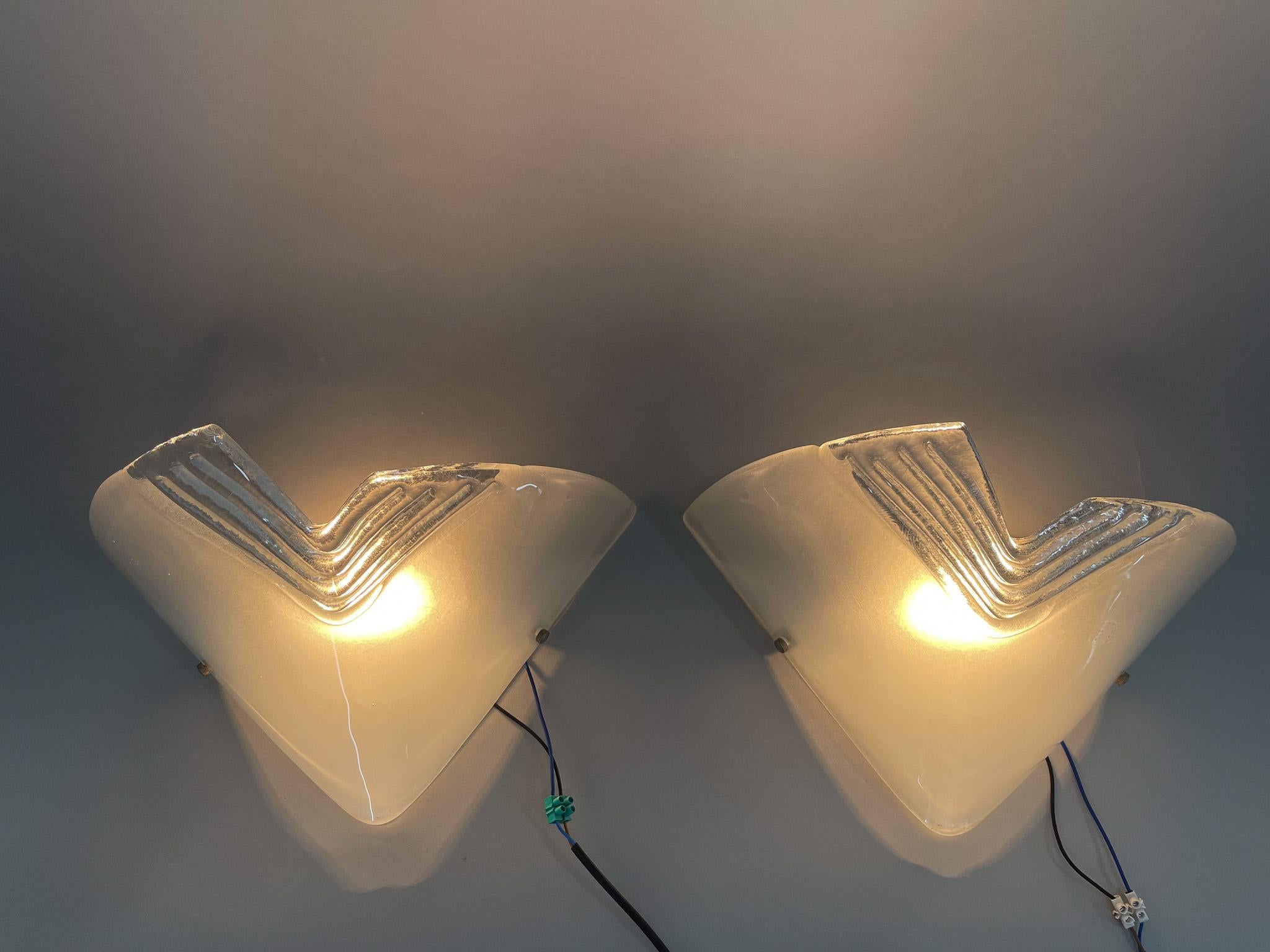 Mid-Century Modern 1960s Pair of Murano Glass Wall Lights, Italy For Sale