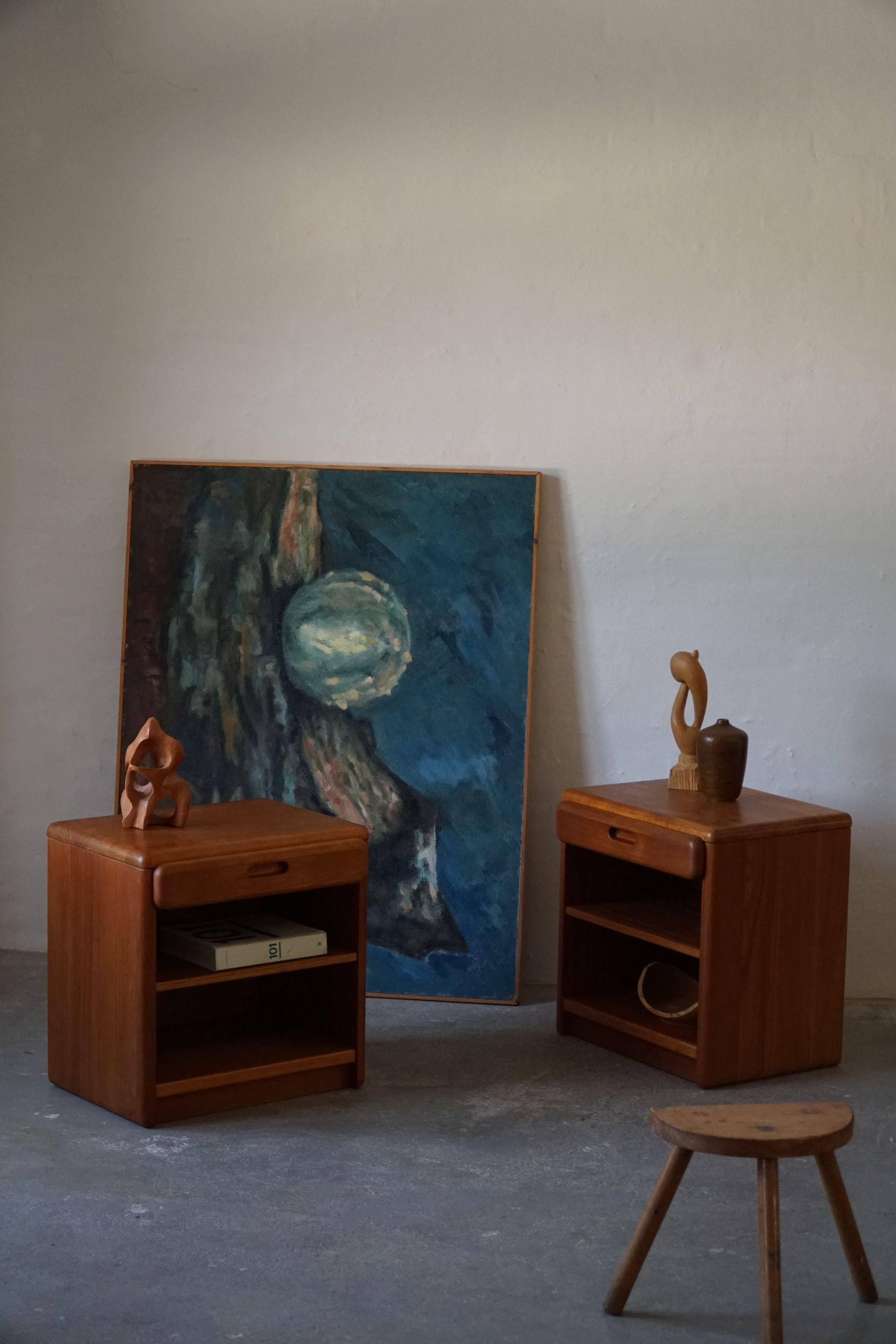 1960s, Pair of Night Stands with Drawers in Solid Teak, Danish Mid-Century In Good Condition In Odense, DK