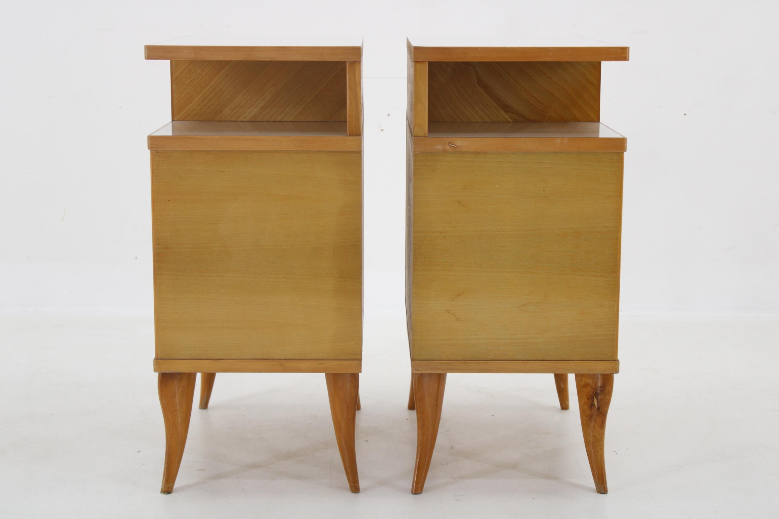 Mid-Century Modern 1960s Pair of Nightstands in Ash Finish , Italy For Sale