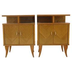 Paire de tables de nuit des années 1960, finition en frêne, Italie