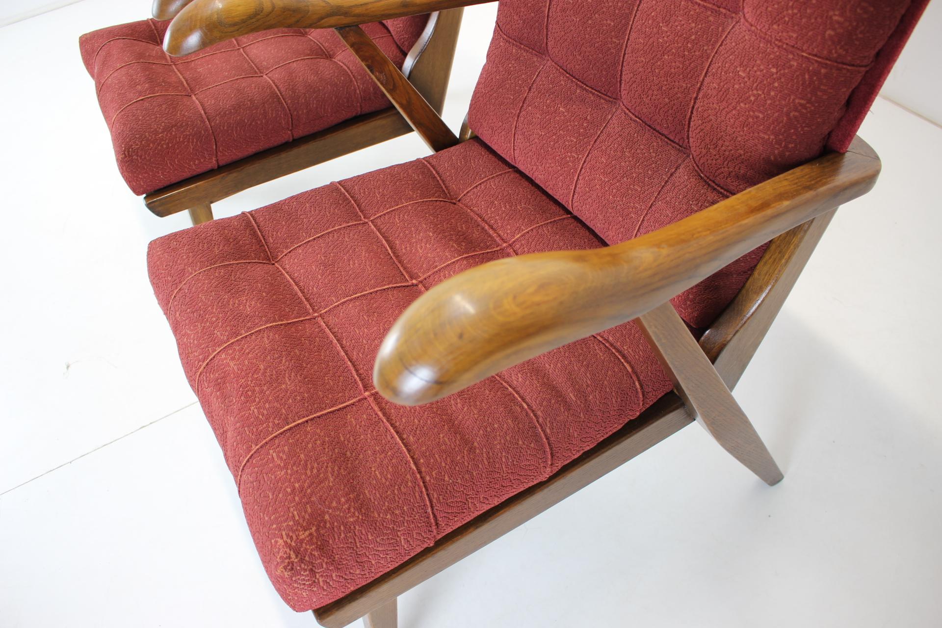 1960s Pair of Oak Armchairs, Czechoslovakia For Sale 6