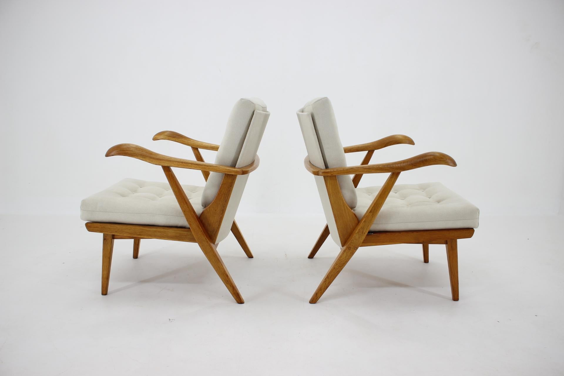 Mid-Century Modern 1960s Pair of Oak Armchairs, Czechoslovakia