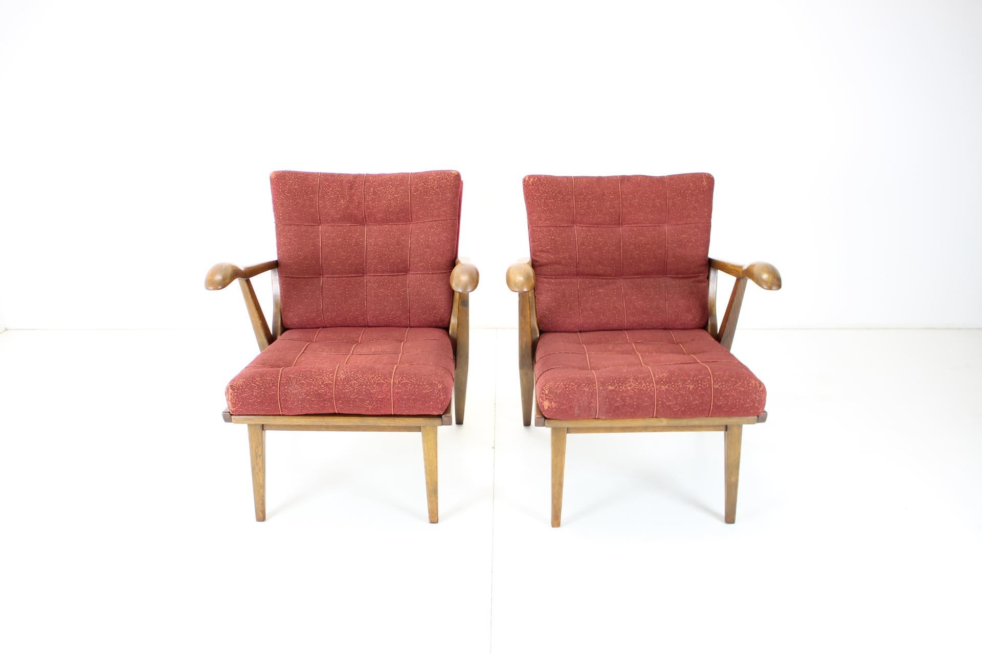 Mid-Century Modern 1960s Pair of Oak Armchairs, Czechoslovakia For Sale