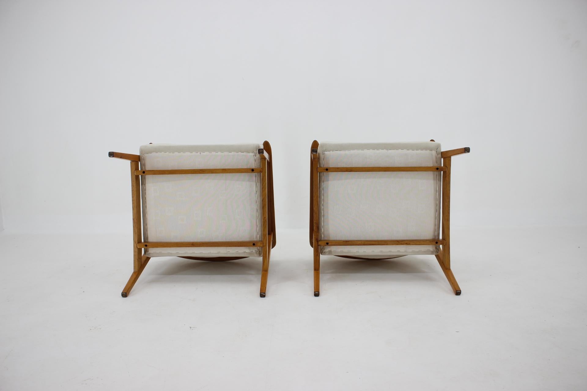 1960s Pair of Oak Armchairs, Czechoslovakia 3