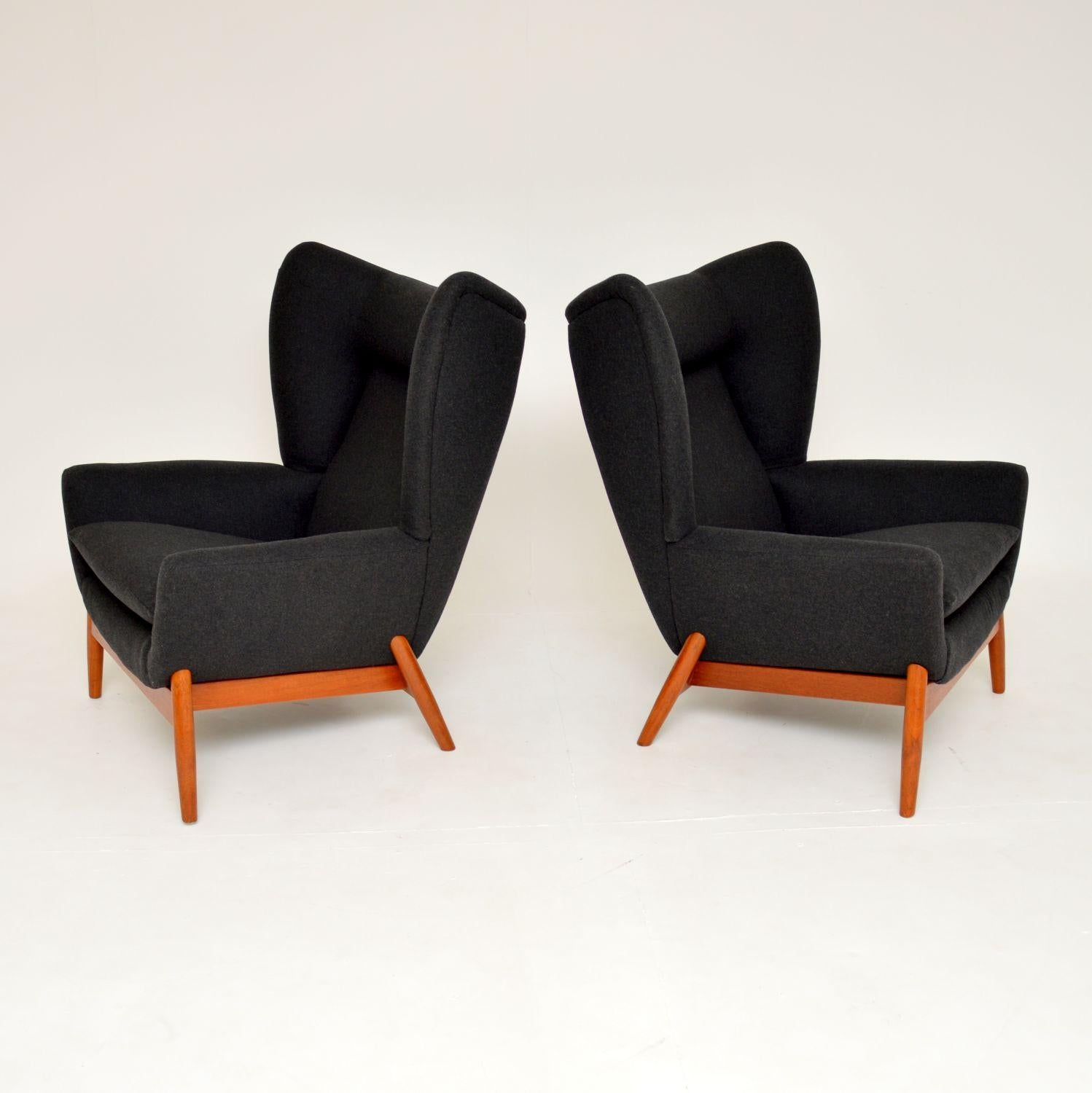English 1960's Pair of Parker Knoll 'Merrywood' Armchairs