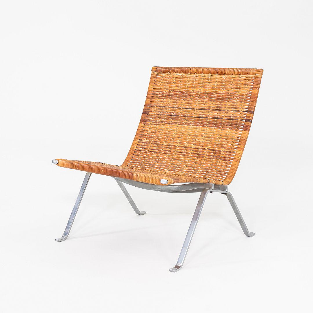 Pareja de tumbonas de mimbre e inox de los años 60 Poul Kjaerholm para PK 22 en Bueno estado para la venta en Philadelphia, PA
