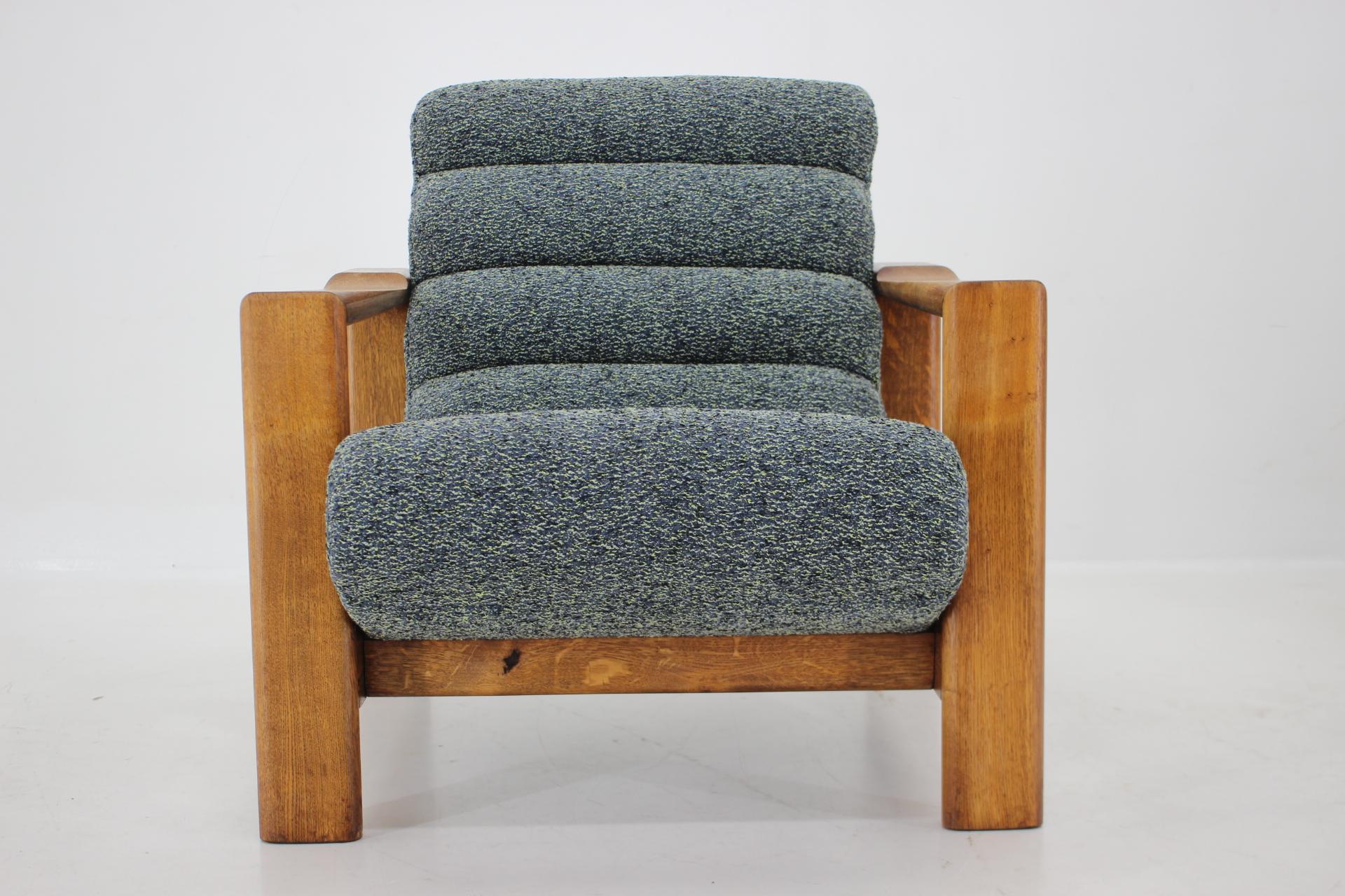 1960s, Pair of Rare Armchairs with Stools in Oak, Finland For Sale 4