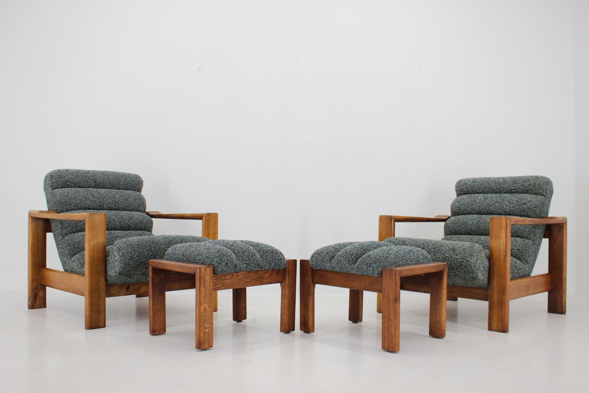 1960s, Pair of Rare Armchairs with Stools in Oak, Finland In Good Condition For Sale In Praha, CZ