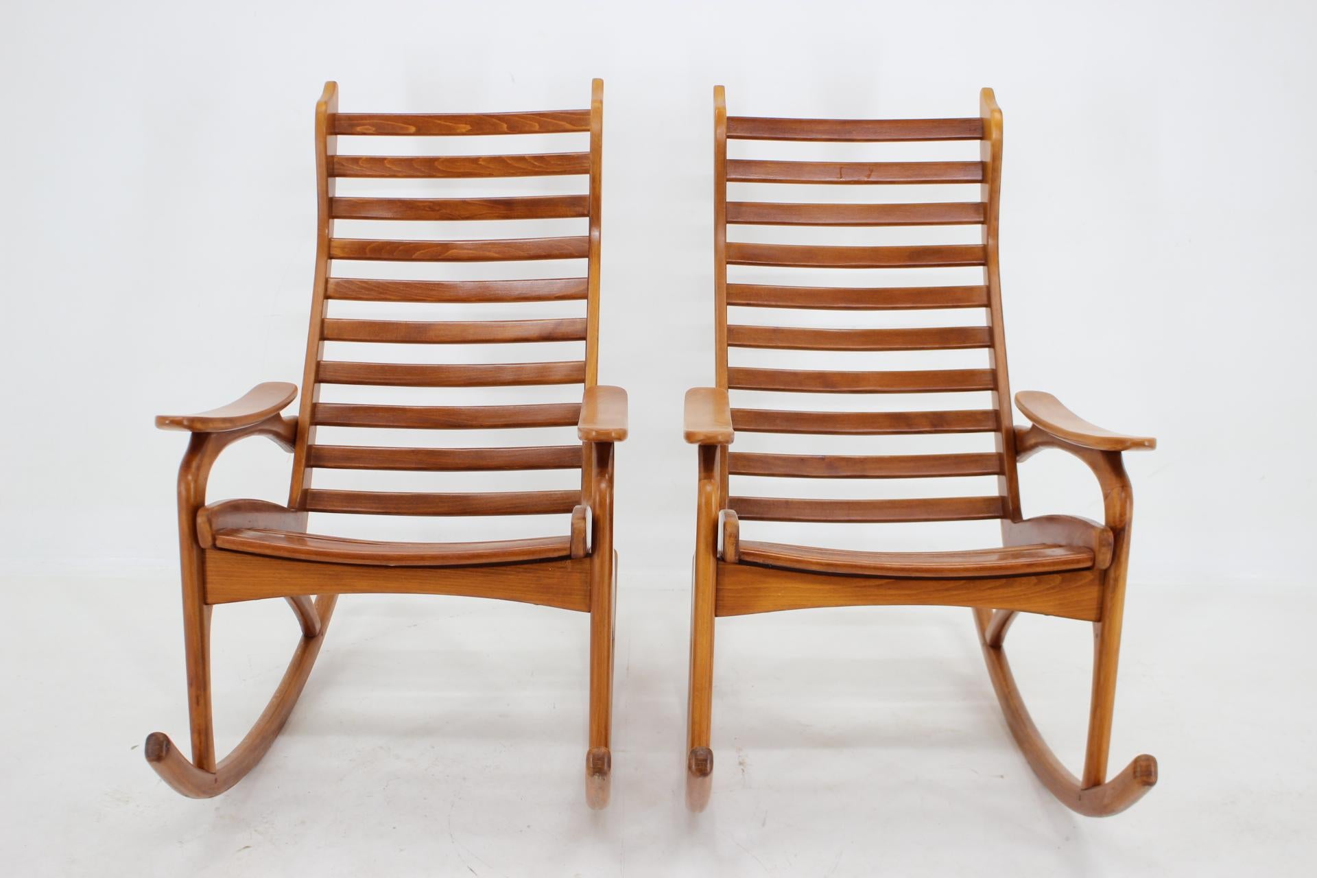 Mid-Century Modern 1960s Pair of Rare Beech Rocking Chairs by Uluv, Czechoslovakia For Sale