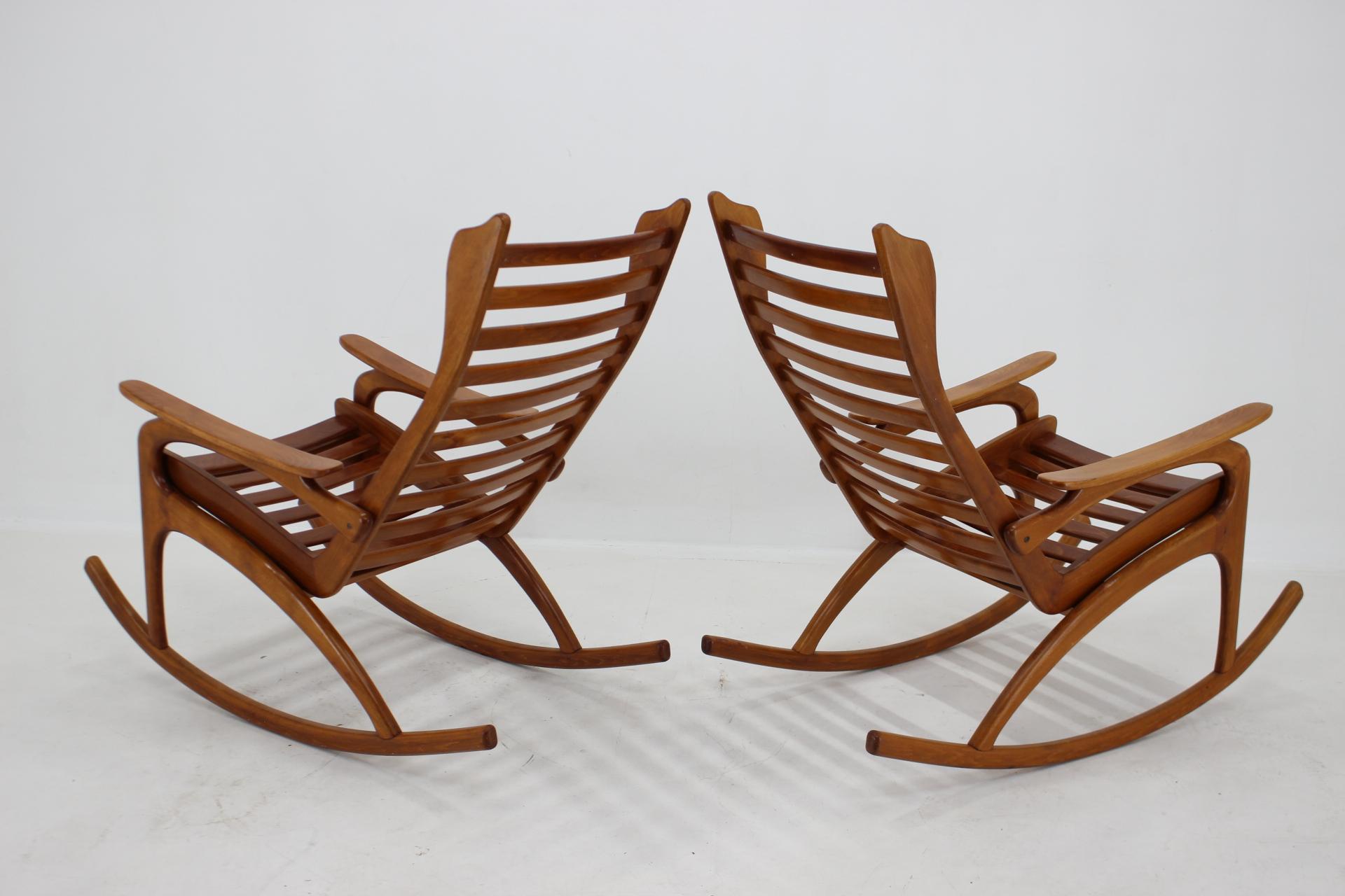 Mid-20th Century 1960s Pair of Rare Beech Rocking Chairs by Uluv, Czechoslovakia For Sale