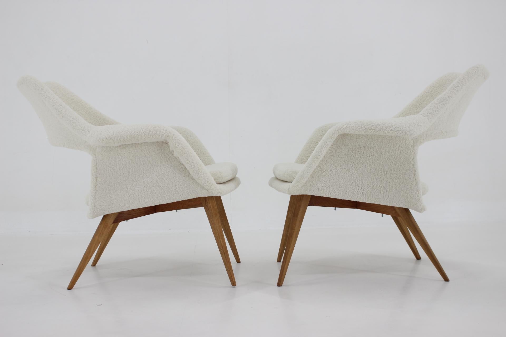 Czech 1960s Pair of  Rare Miroslav Navratil Shell Lounge Chairs in Sheepskin Fabric, C For Sale