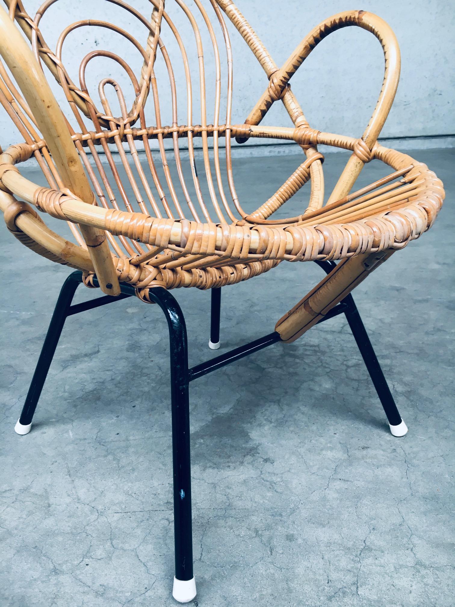 1960's Pair of Rattan Lounge Chairs by Rohe Noordwolde For Sale 8