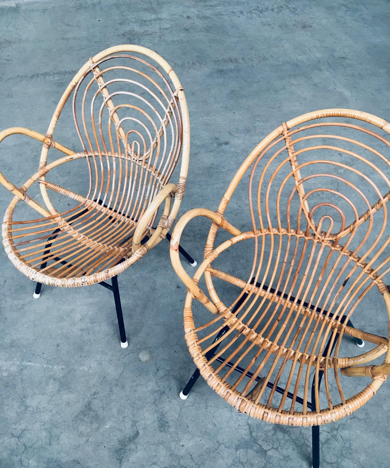 1960's Pair of Rattan Lounge Chairs by Rohe Noordwolde For Sale 2