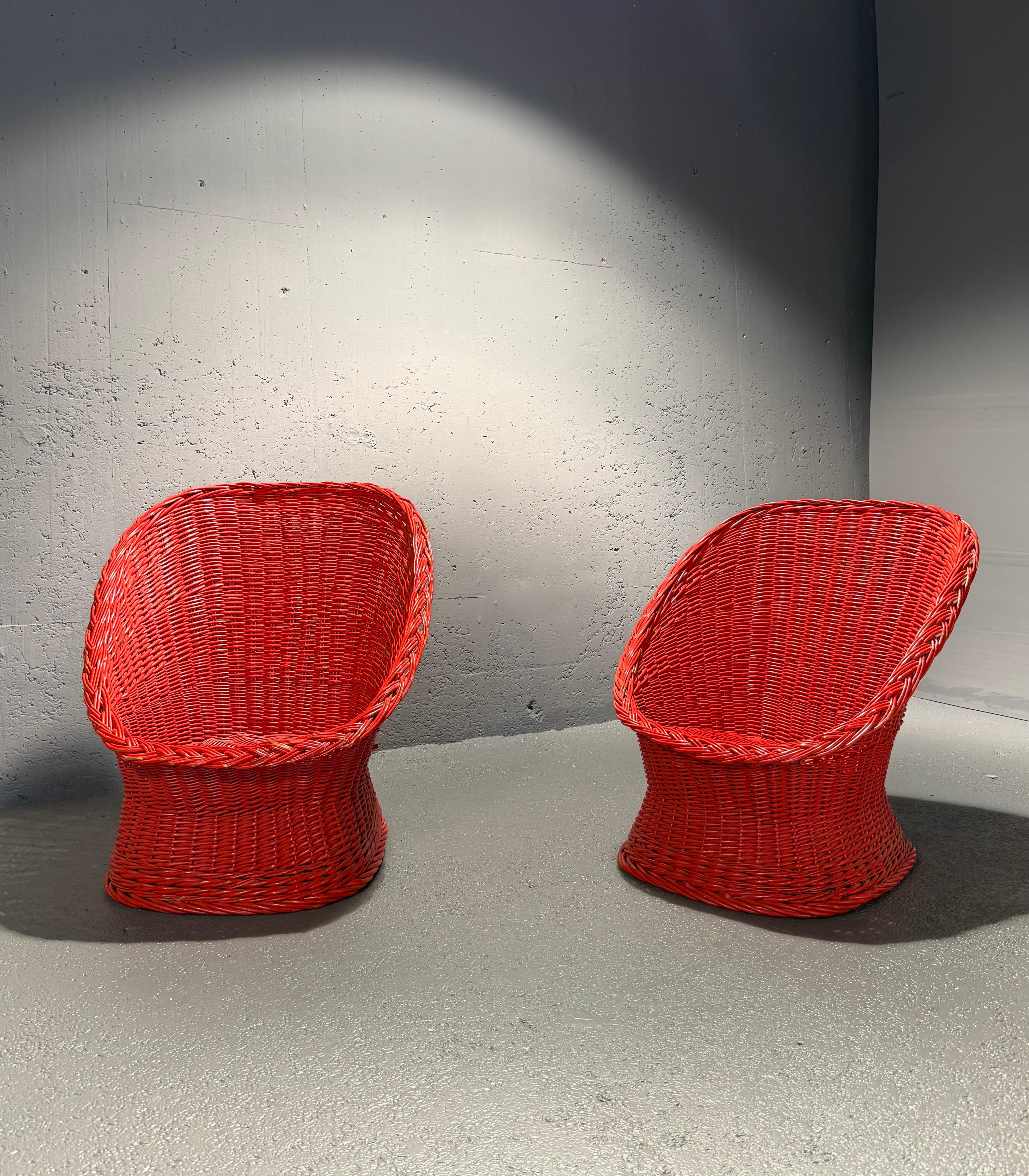 1960er Jahre Paar  rote Rattan Lounge Stühle , Italien im Angebot 2